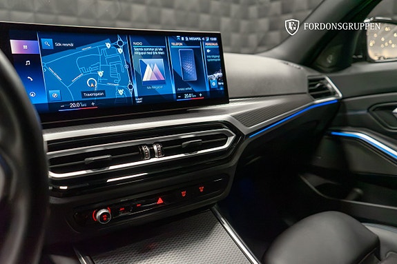 BMW 330e 20 of 25