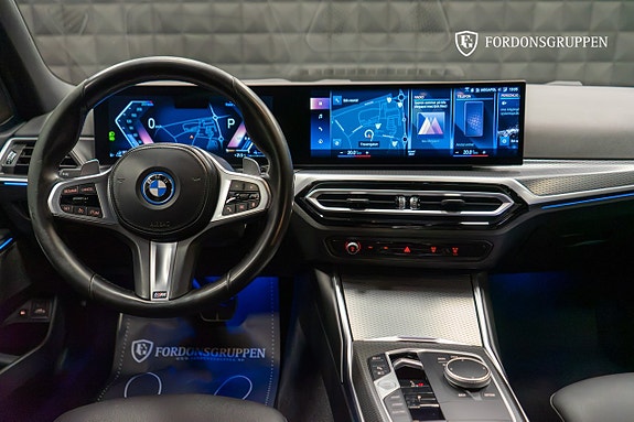 BMW 330e 15 of 25