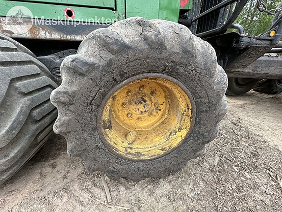 Timberjack 810B 25 of 27