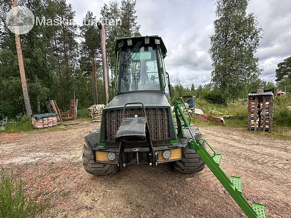 Timberjack 810B 2 of 27