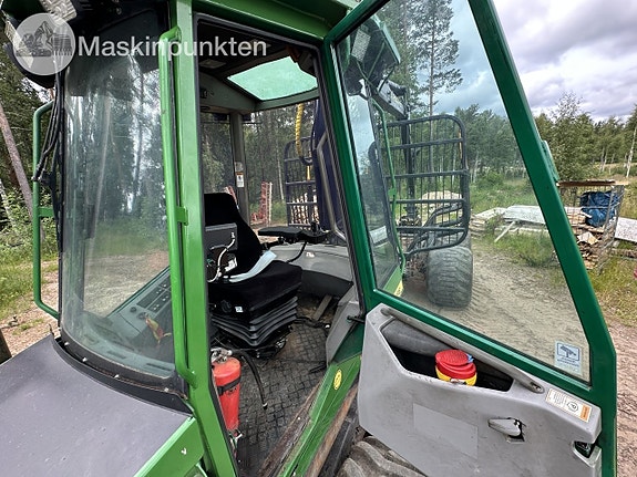 Timberjack 810B 9 of 27