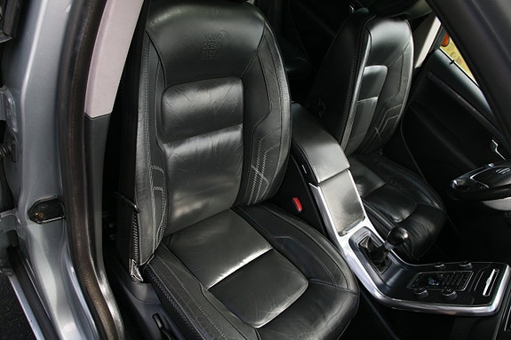 Volvo V70 25 of 27