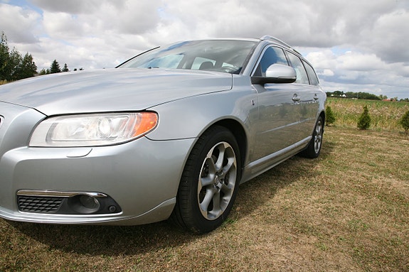 Volvo V70 5 of 27