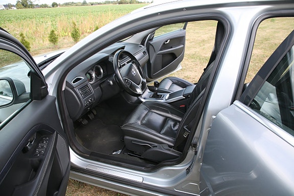 Volvo V70 23 of 27