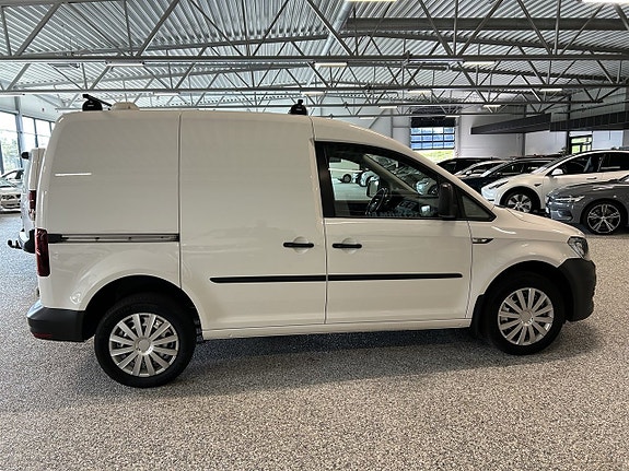 Volkswagen Caddy 7 of 27