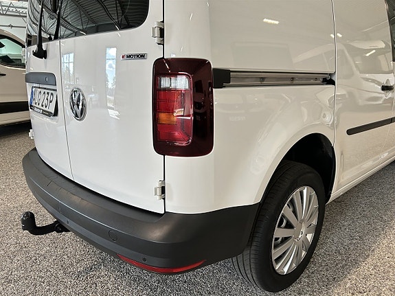 Volkswagen Caddy 8 of 27
