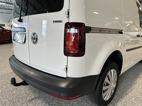 Volkswagen Caddy 8 of 27