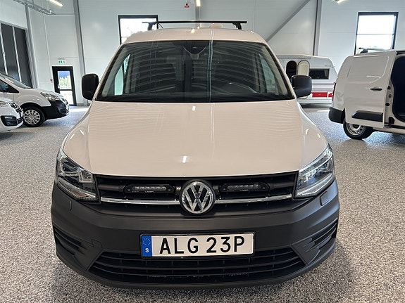 Volkswagen Caddy 10 of 27