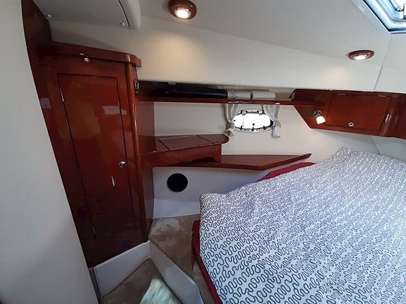 Aquador 35 C  2 x 260 Mercruiser 3.0 TDI 23 of 30