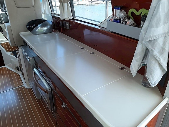 Aquador 35 C  2 x 260 Mercruiser 3.0 TDI 15 of 30