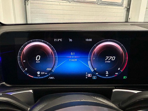 Mercedes-Benz GLB220 d 16 of 20