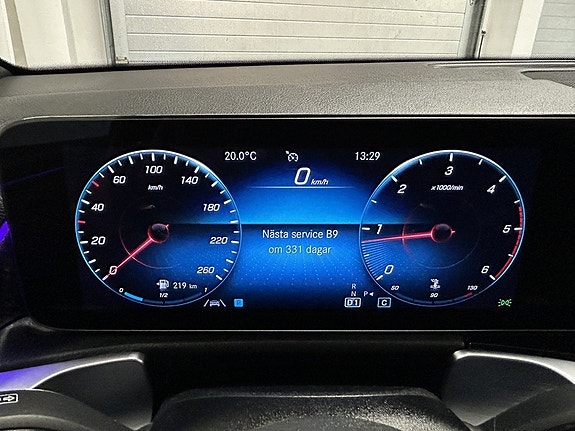 Mercedes-Benz GLB220 d 19 of 20