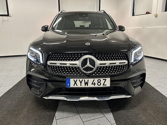 Mercedes-Benz GLB220 d 5 of 20