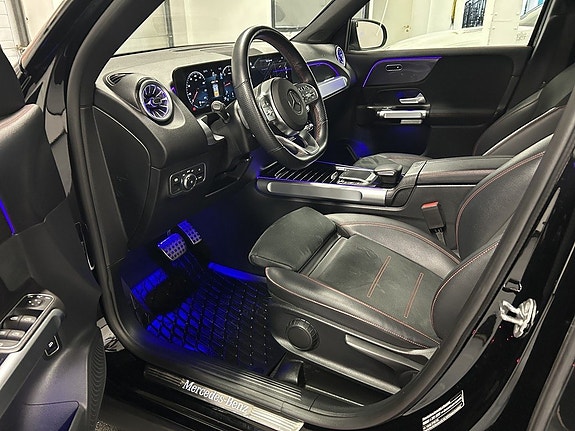 Mercedes-Benz GLB220 d 8 of 20
