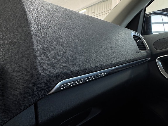 Volvo V40 Cross Country 22 of 23