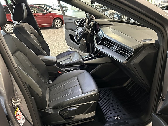 Audi Q4 e-tron 20 of 26