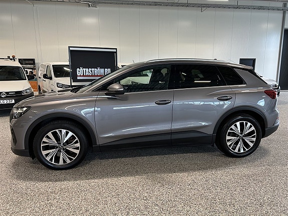 Audi Q4 e-tron 9 of 26