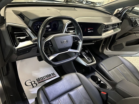 Audi Q4 e-tron 13 of 26