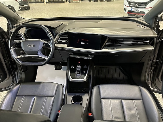 Audi Q4 e-tron 21 of 26