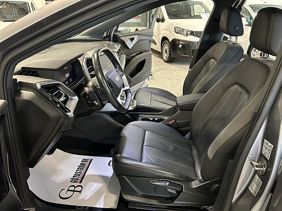 Audi Q4 e-tron 12 of 26