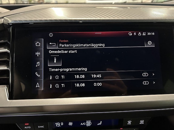 Audi Q4 e-tron 24 of 26