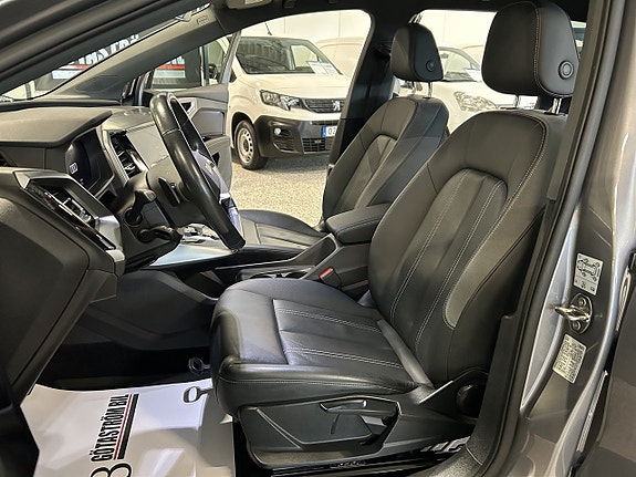 Audi Q4 e-tron 14 of 26