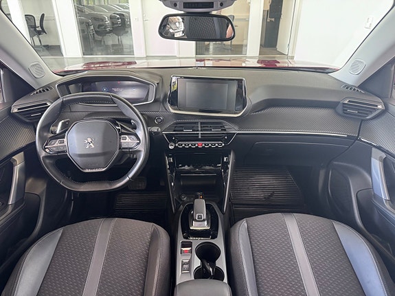 Peugeot 2008 10 of 18