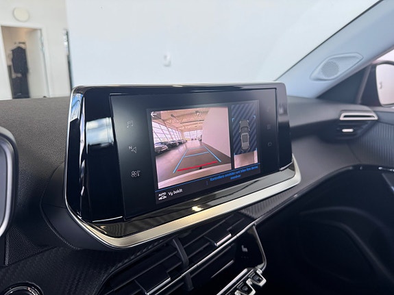 Peugeot 2008 15 of 18