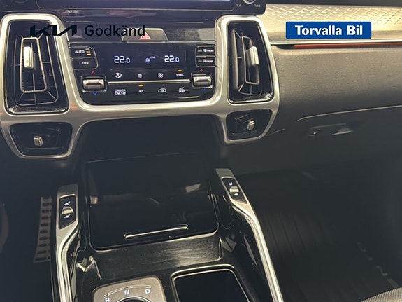Kia Sorento 14 of 15