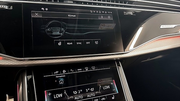 Audi Q8 20 of 24