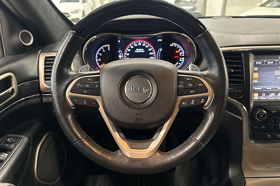 Jeep Grand Cherokee 10 of 25
