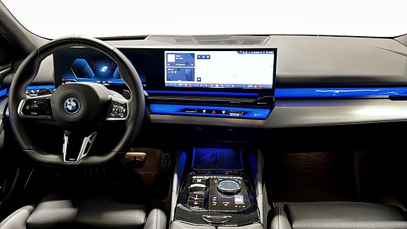 BMW 530e 4 of 10