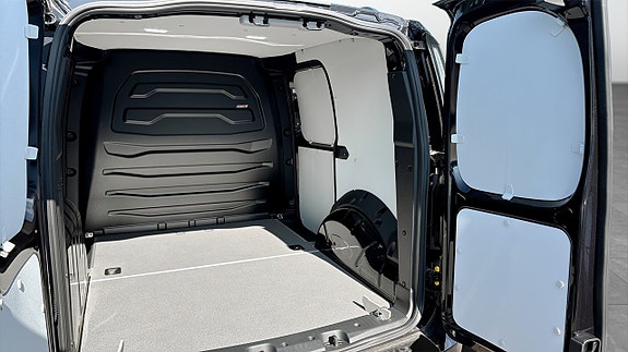 Volkswagen Caddy 12 of 12