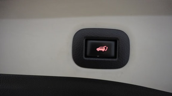 Nissan X-Trail 12 of 13