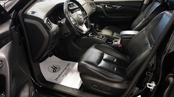 Nissan X-Trail 2 of 13