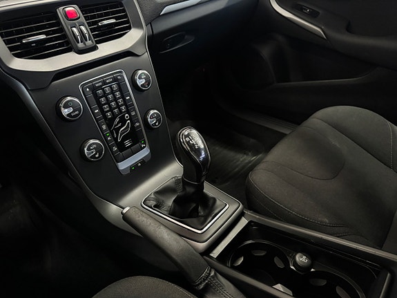 Volvo V40 16 of 22
