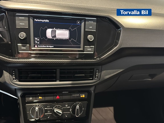 Volkswagen T-Cross 12 of 15