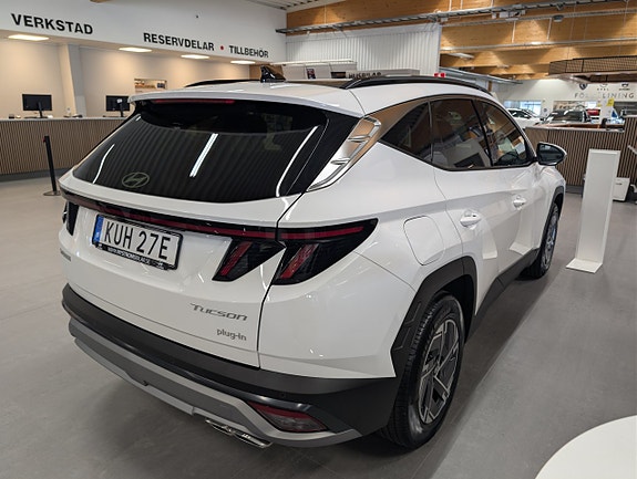 Hyundai Tucson 4 of 7