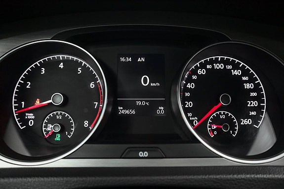 Volkswagen Golf I 8 of 16