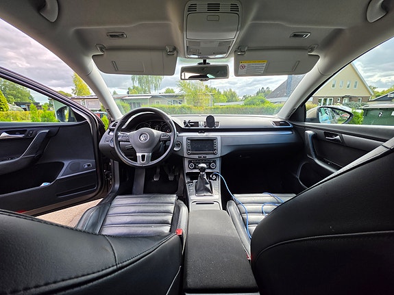 Volkswagen Passat 4 of 4