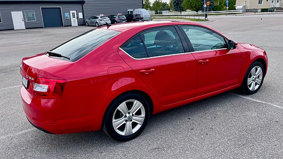 Skoda Octavia 4 of 8