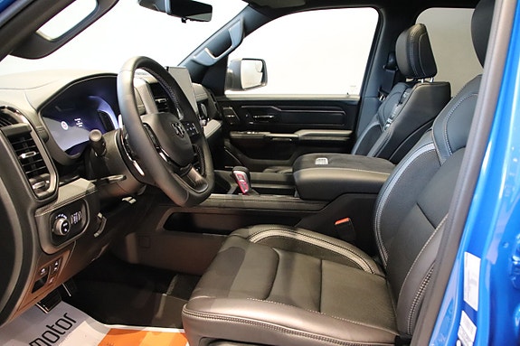 Dodge RAM 1500 8 of 30