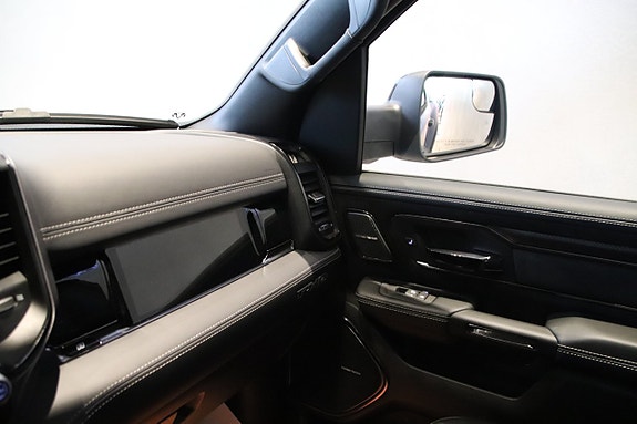Dodge RAM 1500 11 of 30