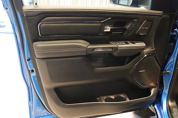 Dodge RAM 1500 9 of 30