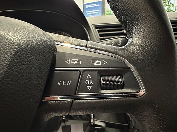 Seat Arona 14 of 25