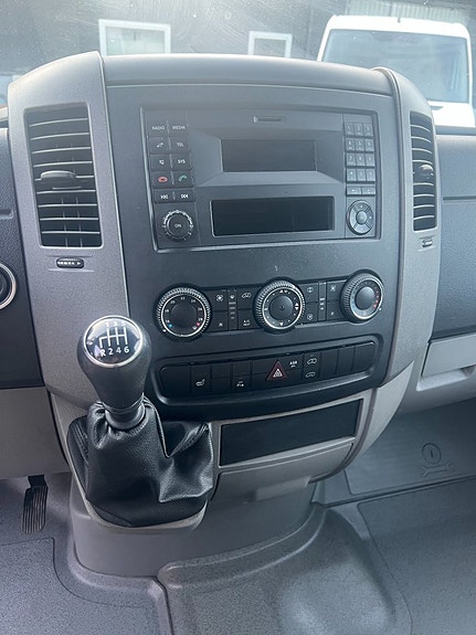 Volkswagen Crafter 35 15 of 17
