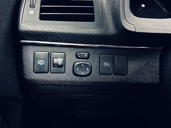 Toyota Avensis 20 of 22