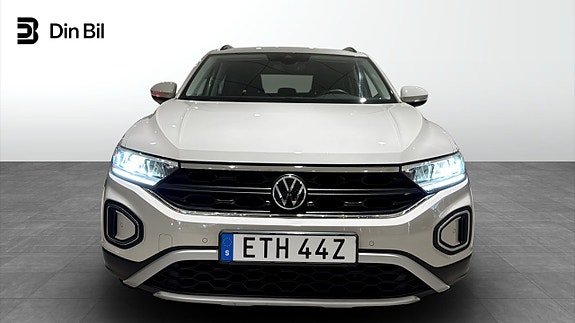 Volkswagen T-Roc 4 of 22