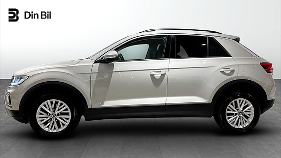 Volkswagen T-Roc 2 of 22