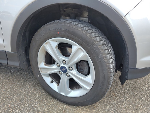 Ford Kuga 16 of 24